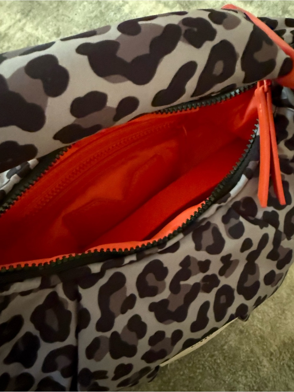 LES VISIONNAIRES CROSSBODY BAG GREY - Picture 11 of 13